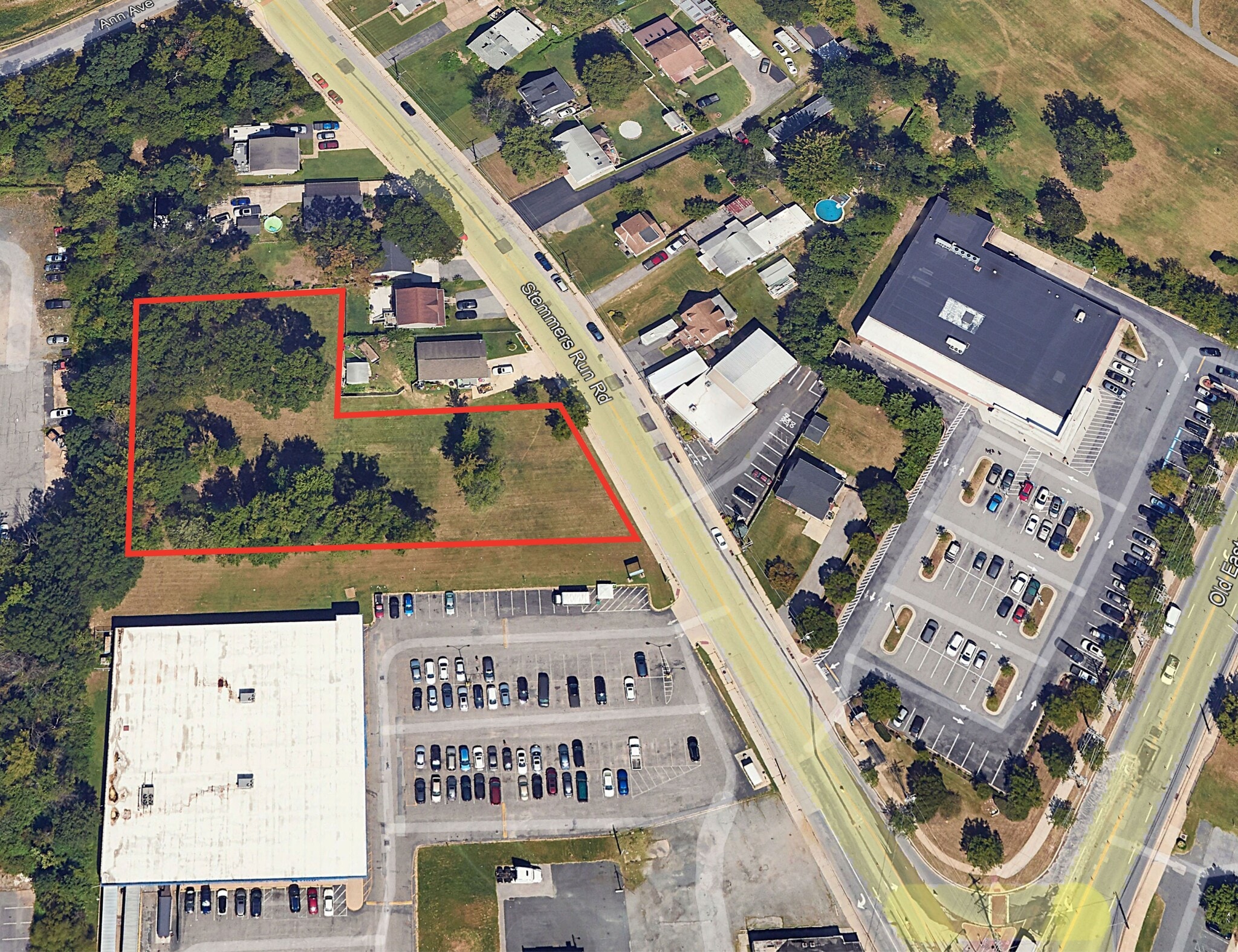 24 Stemmers Run Rd, Essex, MD for sale Primary Photo- Image 1 of 3