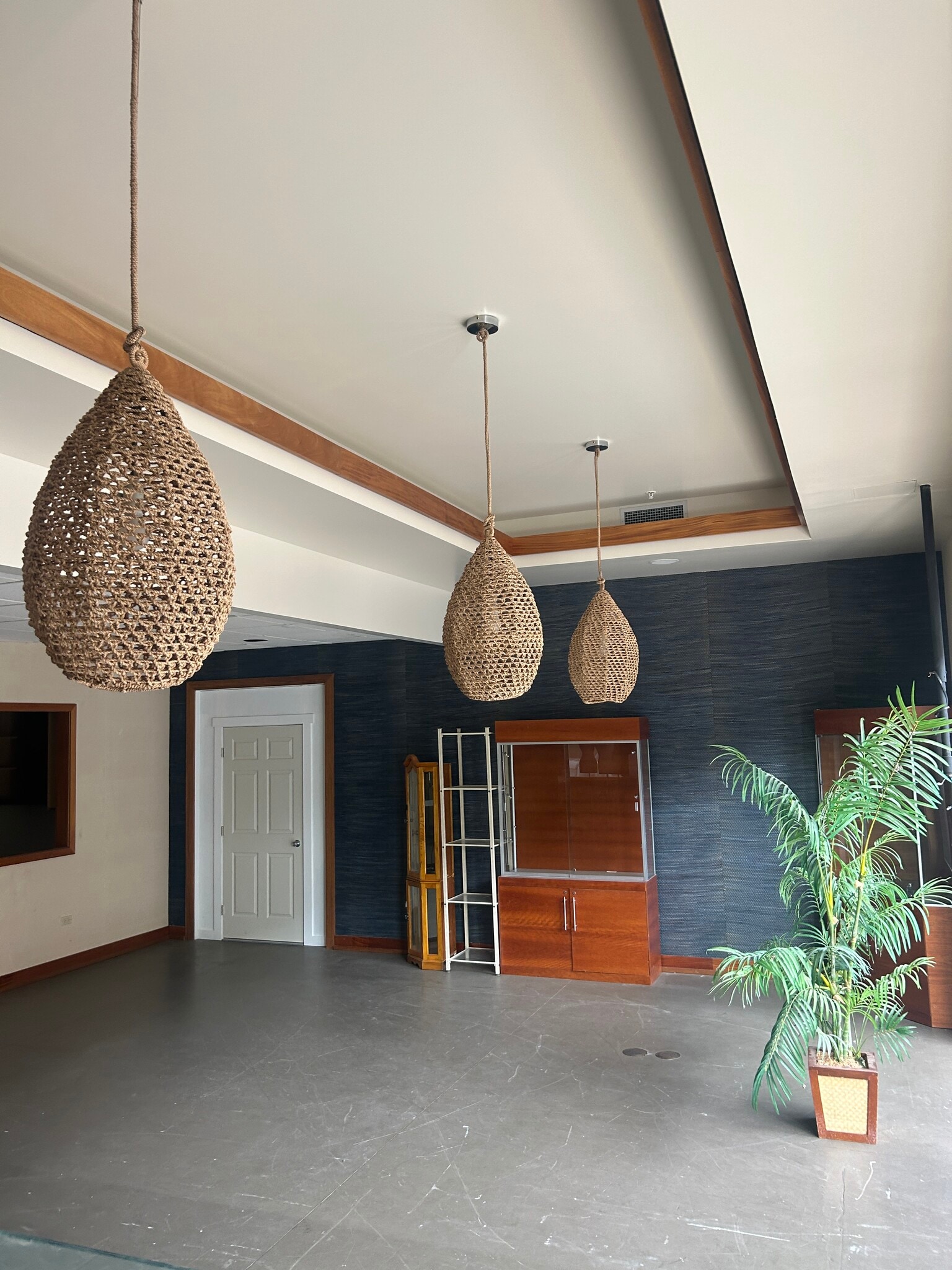 68-1330 Mauna Lani Dr, Kamuela, HI for lease Interior Photo- Image 1 of 8