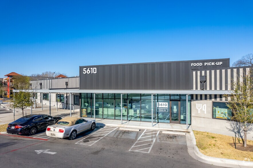 5610 N Interstate 35, Austin, TX à louer - Photo du bâtiment - Image 1 de 13