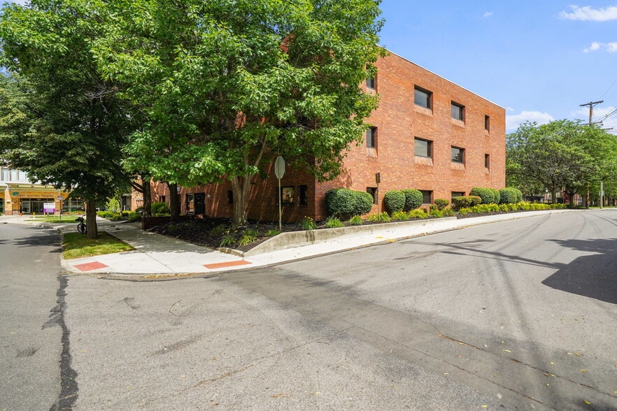 100-114 W 3rd Ave, Columbus, OH à louer - Photo du bâtiment - Image 3 de 14