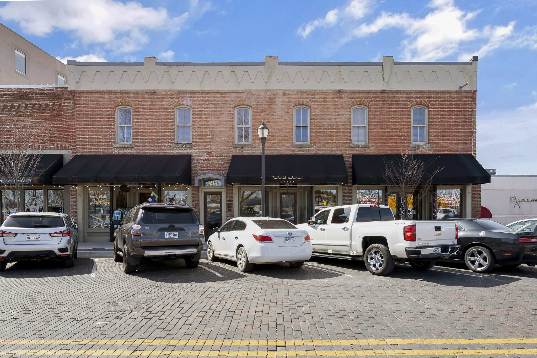 202-216 S 1st St, Rogers, AR for lease Building Photo- Image 1 of 20