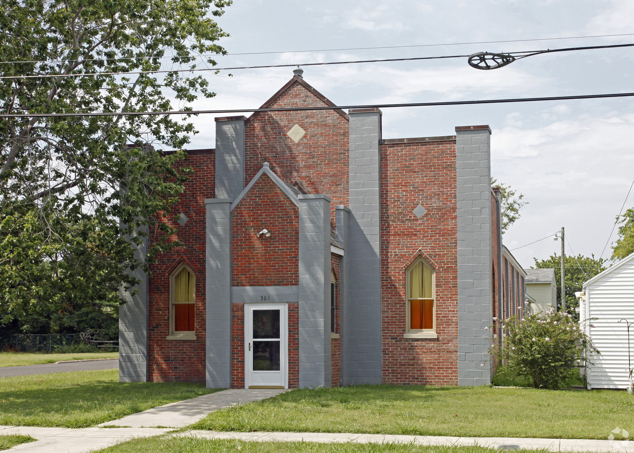 301 Madison Ave, Cape Charles, VA for sale Primary Photo- Image 1 of 1