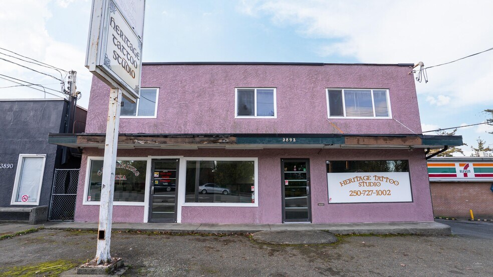 Carey Road Portfolio portefeuille de 2 propriétés à vendre sur LoopNet.ca - Photo du bâtiment - Image 3 de 7