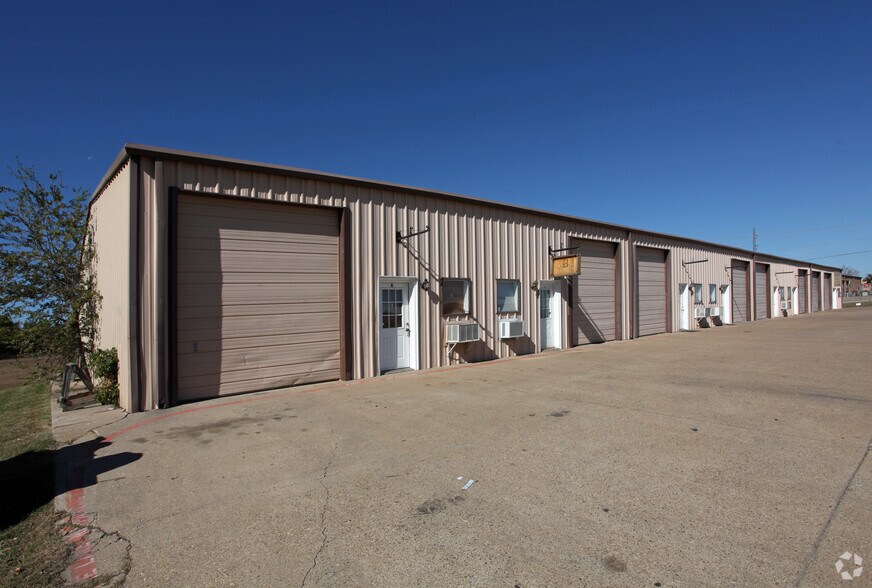 4620 Industrial St, Rowlett, TX à louer - Photo du bâtiment - Image 2 de 3