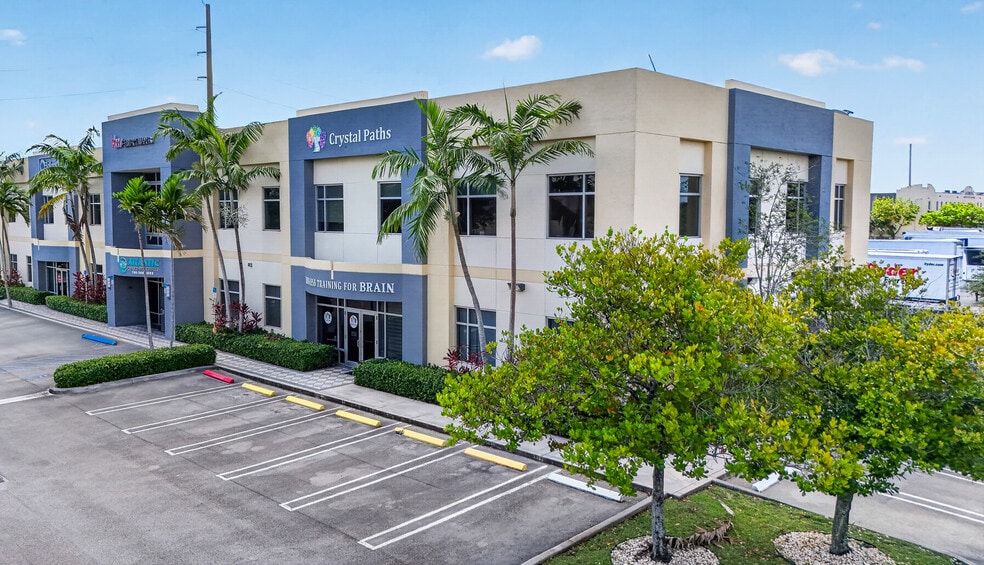 10900 NW 25th St, Doral, FL for lease - Building Photo - Image 3 of 24