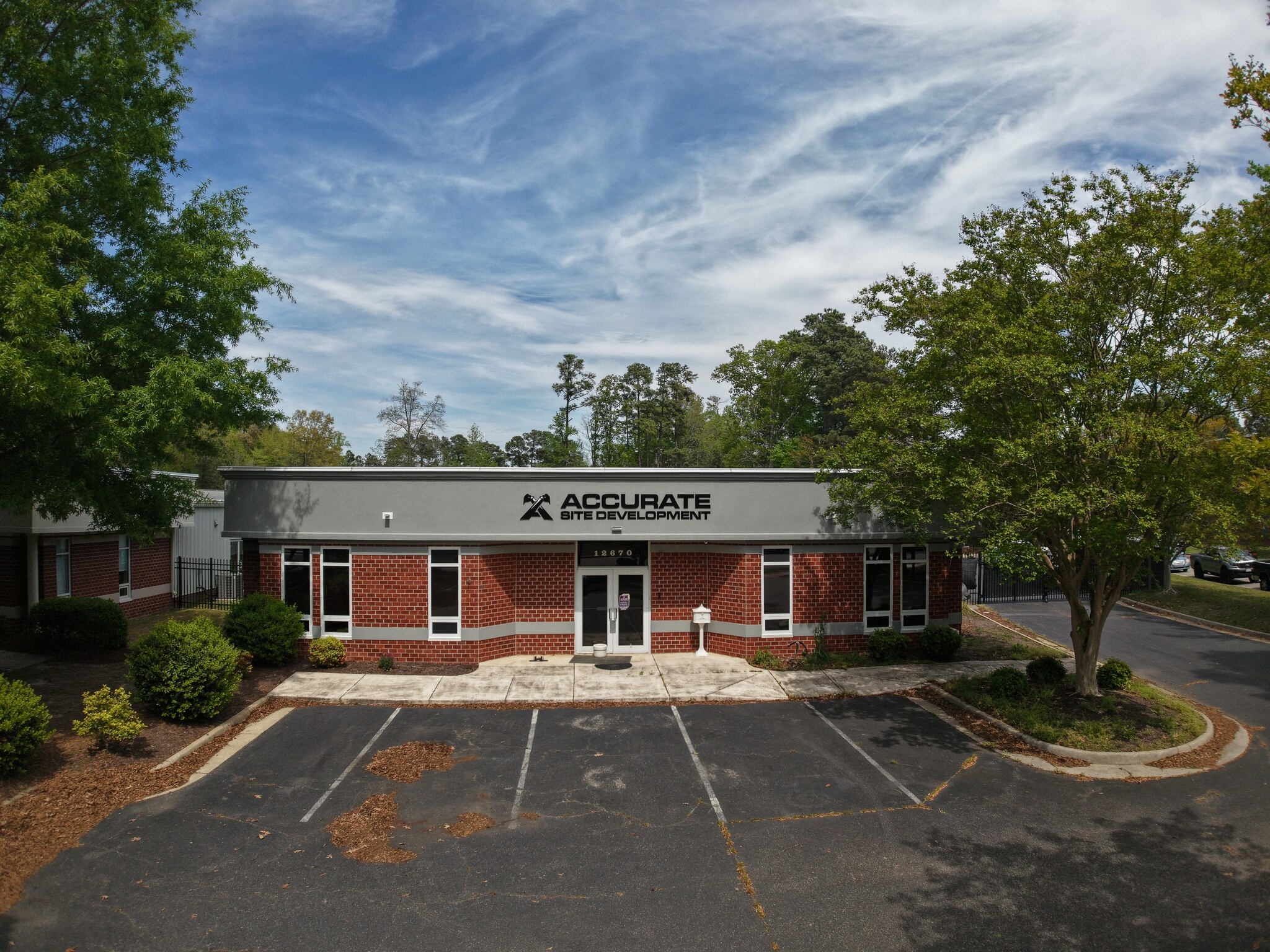 12670 Patrick Henry Dr, Newport News, VA for lease Primary Photo- Image 1 of 2