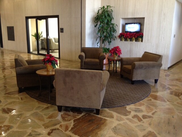 6300 Ridglea Pl, Fort Worth, TX for lease - Lobby - Image 3 of 9