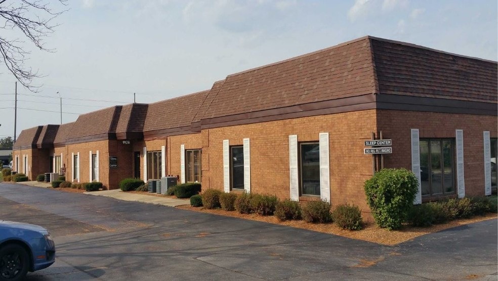 7889 Broadway, Merrillville, IN for lease - Building Photo - Image 2 of 5