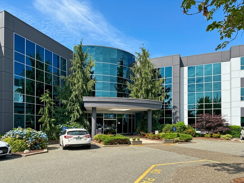 5455-5477 152 St, Surrey, BC à louer - Photo du bâtiment - Image 3 de 25