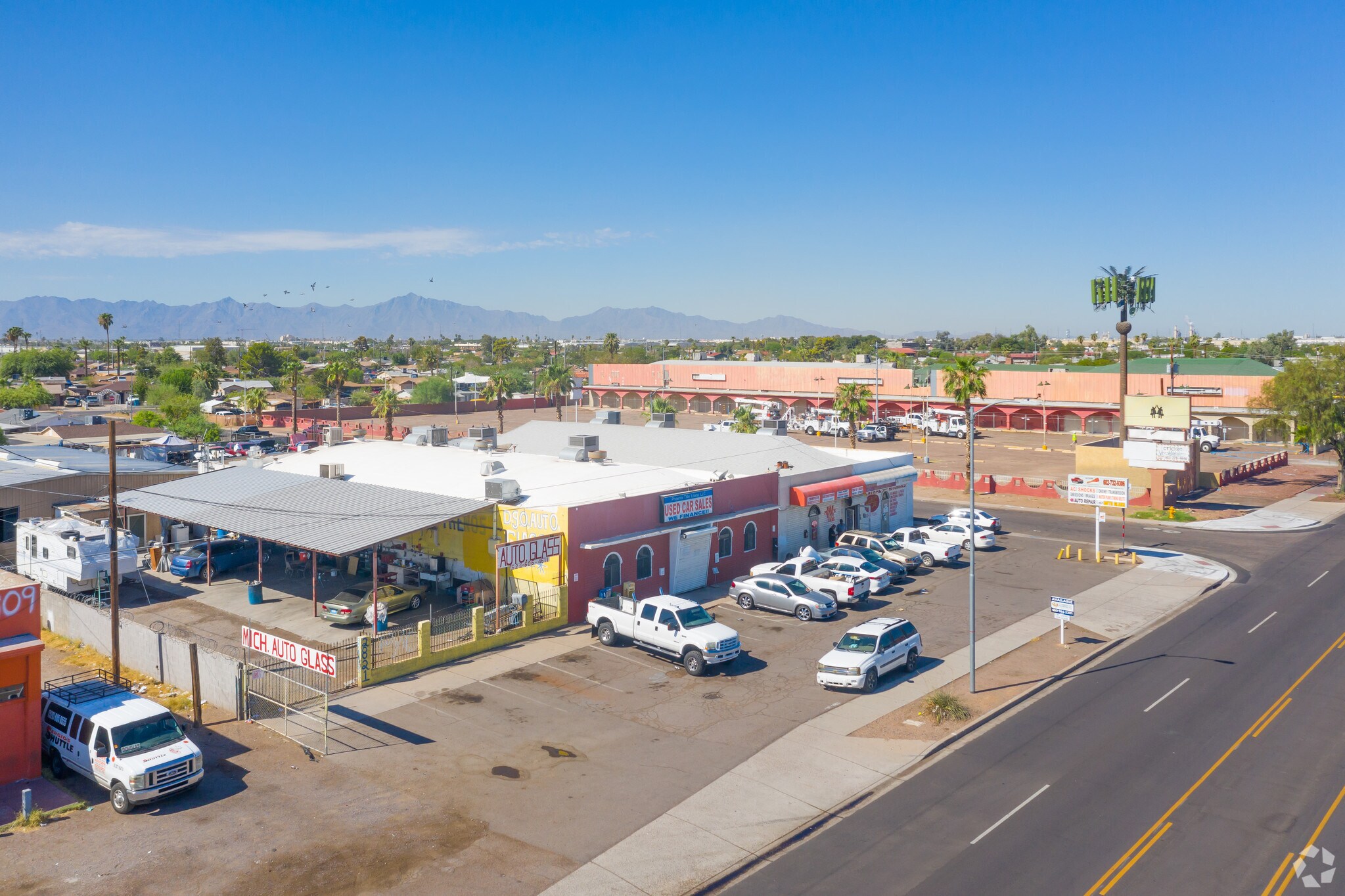 2821-2827 W Van Buren St, Phoenix, AZ for lease Primary Photo- Image 1 of 4