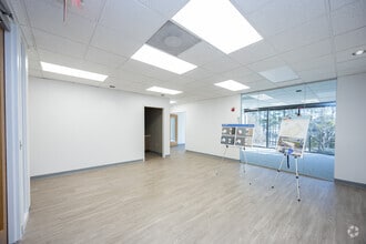 6025 The Corners Pky, Peachtree Corners, GA for lease Interior Photo- Image 2 of 13