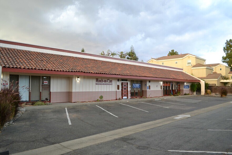 5598 Entrada Cedros, San Jose, CA for lease - Building Photo - Image 1 of 6