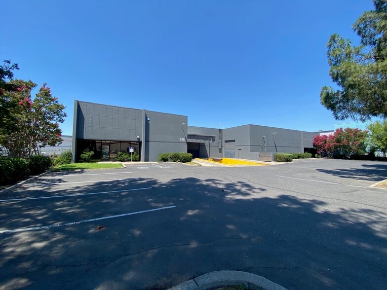 2301 Stagecoach Rd, Stockton, CA for lease - Building Photo - Image 2 of 2