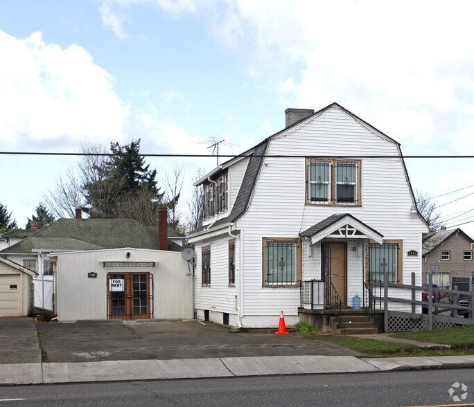 6805 SE 82nd Ave, Portland, OR à louer - Photo du bâtiment - Image 2 de 3