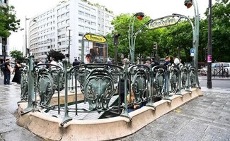 Plus de détails pour Commerce de détail à vendre