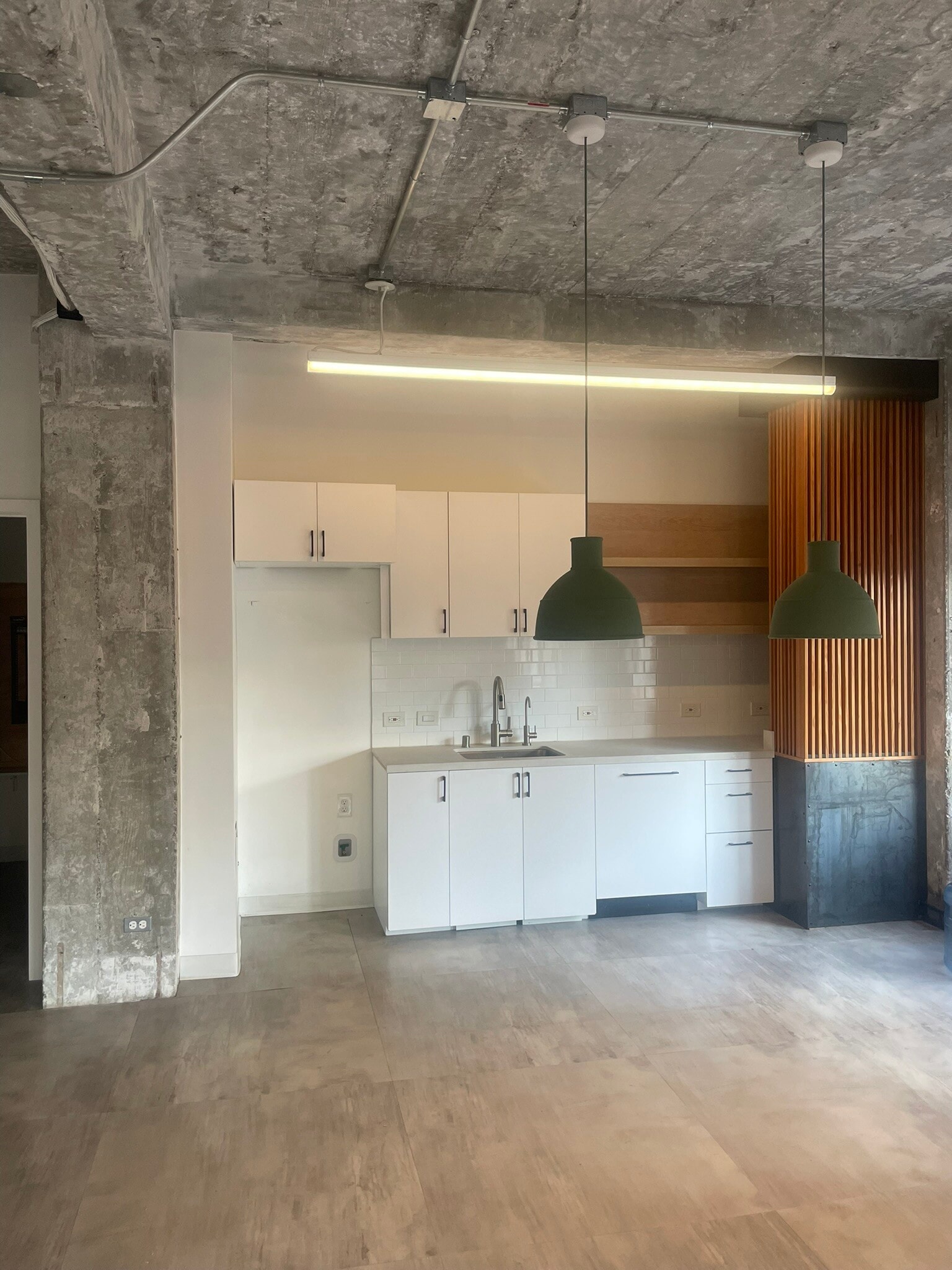 1904 Franklin St, Oakland, CA for lease Interior Photo- Image 1 of 3