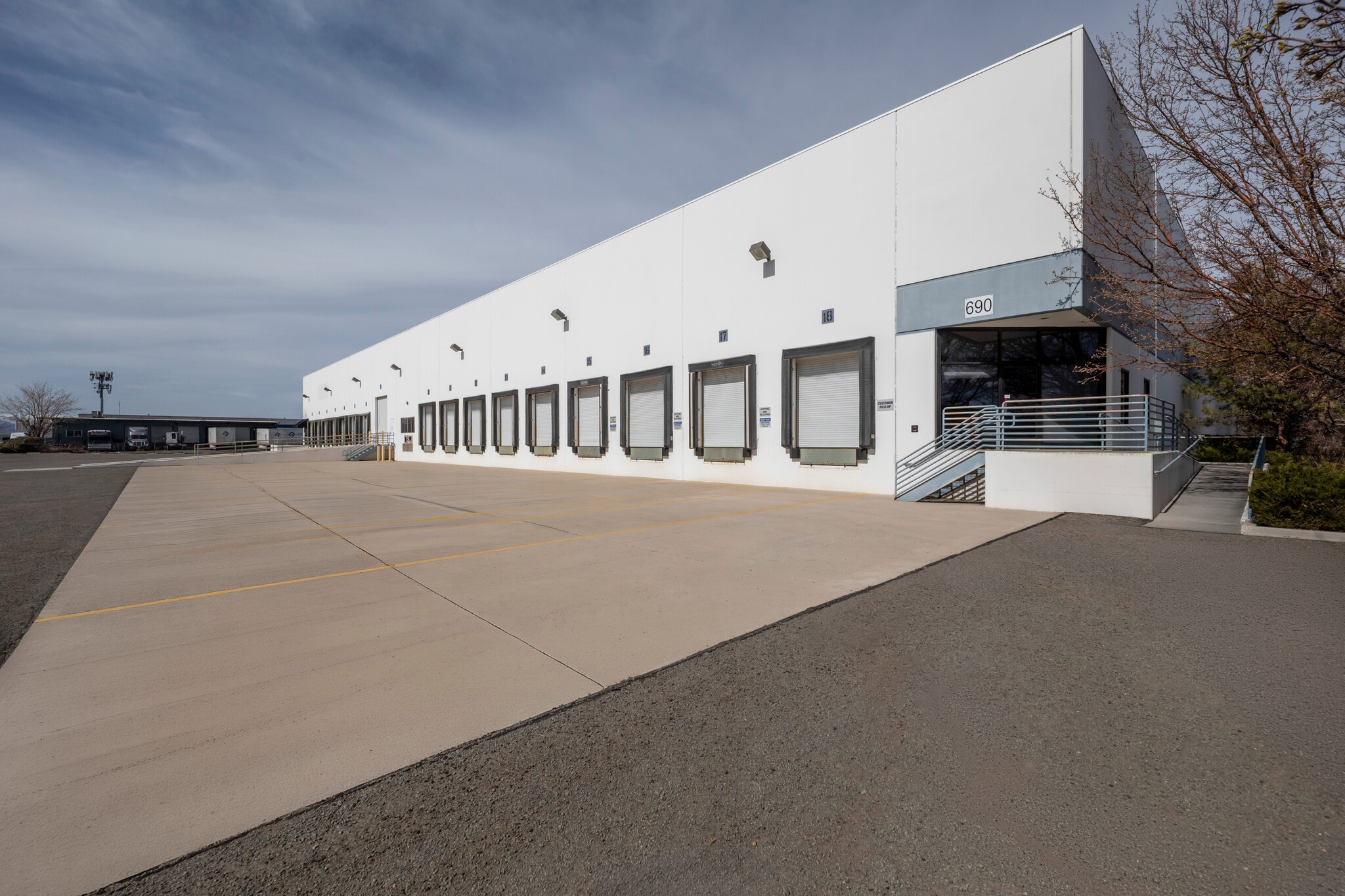 685 E Glendale Ave, Sparks, NV for lease Interior Photo- Image 1 of 2