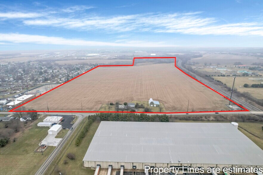 612 Tarlton Rd, Circleville, OH à vendre - Photo du bâtiment - Image 2 de 11
