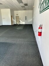 1002 Gardner Hill Dr, Jamestown, NC for lease Interior Photo- Image 1 of 2