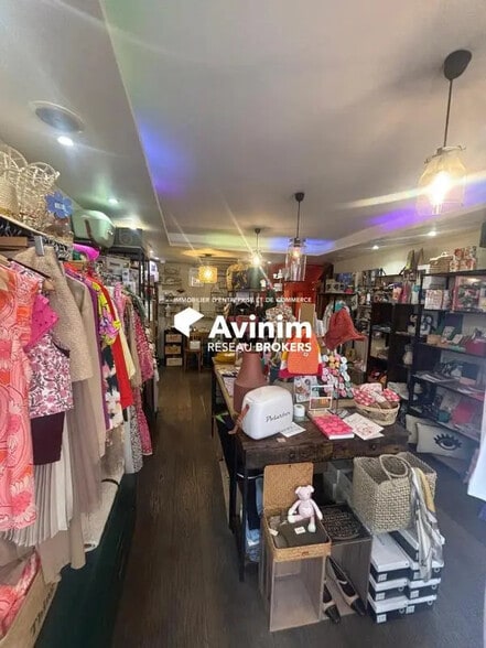 Commerce de détail dans Paris à vendre - Photo intérieure - Image 3 de 3