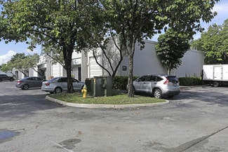 Plus de détails pour 3811 SW 47th Ave, Davie, FL - Industriel à louer