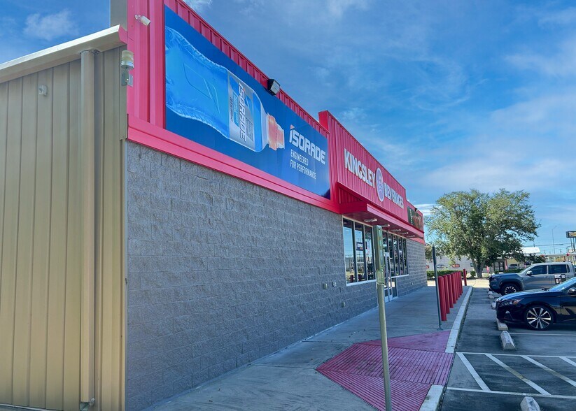 3923 Texas Ave, La Marque, TX à vendre - Photo du bâtiment - Image 2 de 7