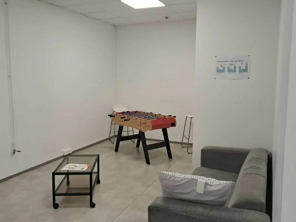 Office in Créteil for lease Interior Photo- Image 1 of 3