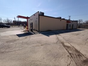 20 W Golf Rd, Des Plaines, IL à louer Photo du bâtiment- Image 2 de 2