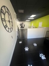 205 Montgomery Ave, Sarasota, FL for sale Interior Photo- Image 1 of 15