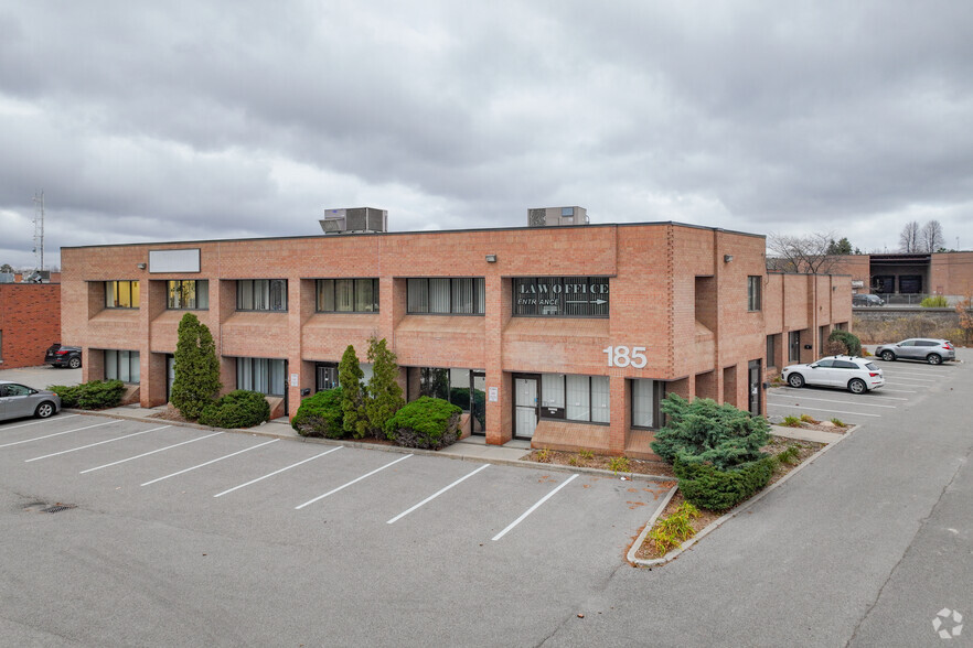 185 Riviera Dr, Markham, ON for lease - Primary Photo - Image 1 of 3