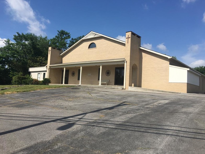 1810 N Dixie Ave, Cookeville, TN for sale - Building Photo - Image 1 of 1