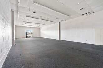 1805-1913 W Broadway St, Bolivar, MO for lease Building Photo- Image 2 of 5