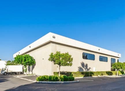 8 Vanderbilt, Irvine, CA à vendre - Photo du bâtiment - Image 3 de 7