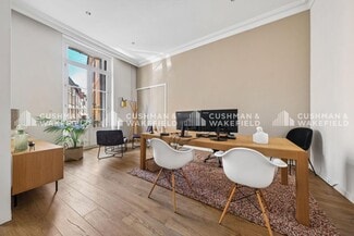 Plus de détails pour 13 Rue Aude, Aix-en-Provence - Bureau à louer