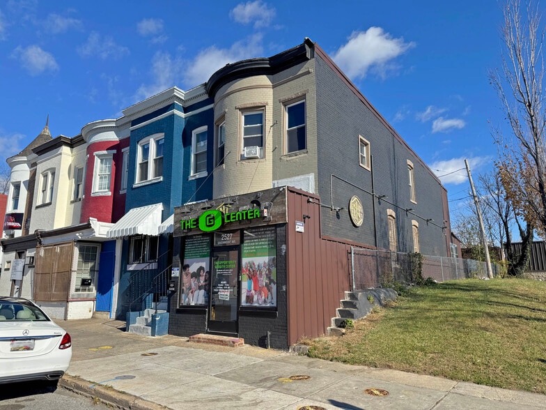 2527 Greenmount Ave, Baltimore, MD for lease - Building Photo - Image 3 of 19