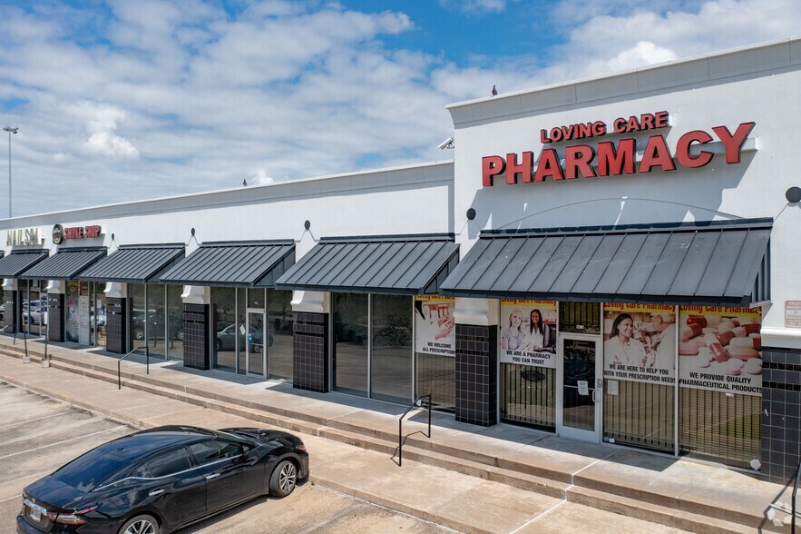 4406-4408 Airline Dr, Houston, TX à louer - Photo du bâtiment - Image 2 de 4