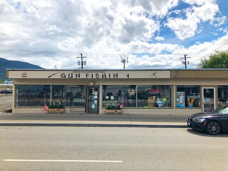 2040-2052 Nicola Ave, Merritt, BC for sale - Primary Photo - Image 1 of 1