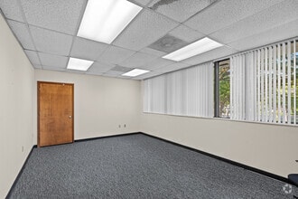 1761 W Hillsboro Blvd, Deerfield Beach, FL for lease Interior Photo- Image 1 of 1
