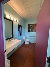 4419 50 Ave, Red Deer, AB for lease Interior Photo- Image 2 of 13