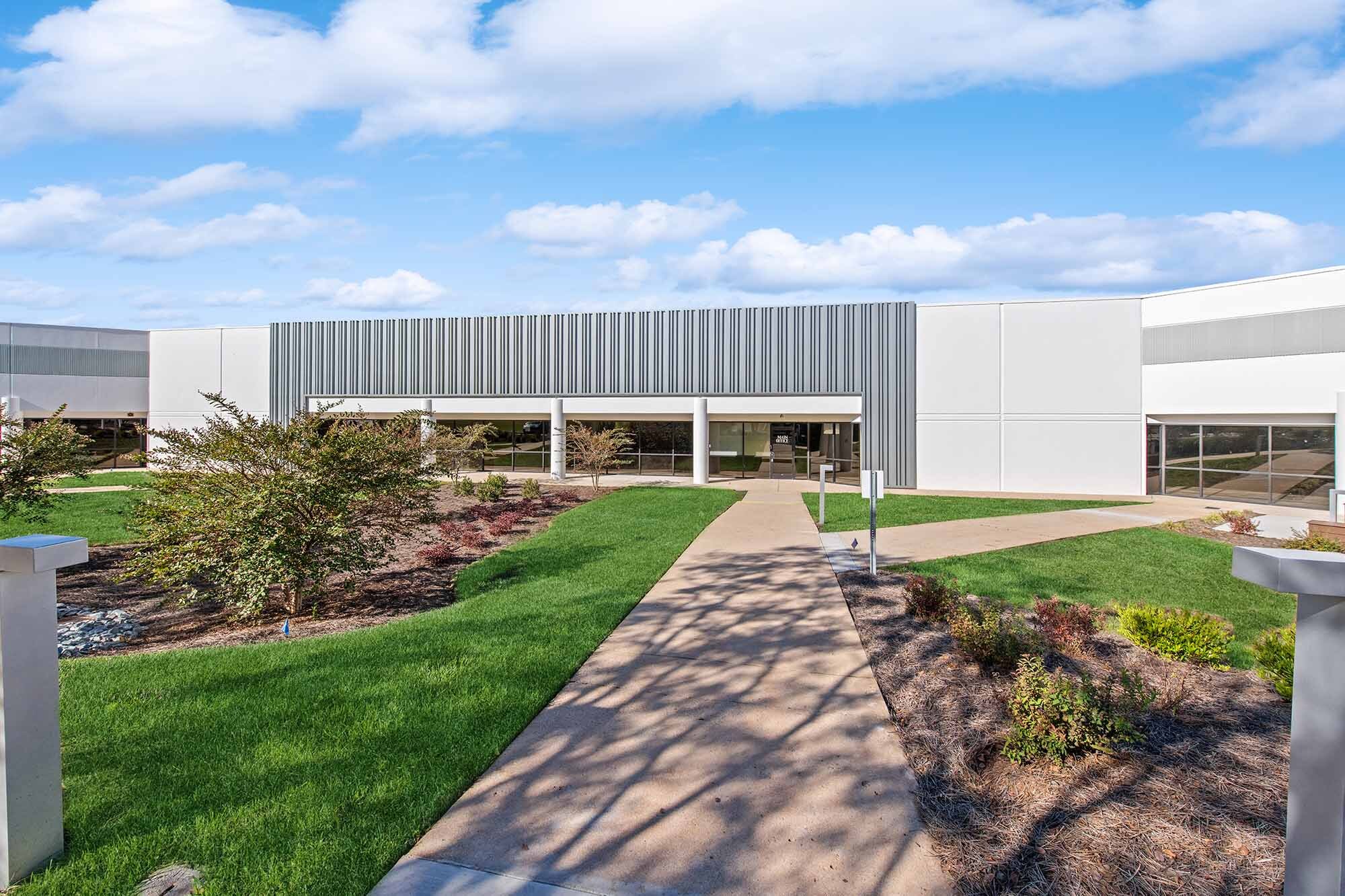 4900 Prospectus Dr, Durham, NC à louer Photo du bâtiment- Image 1 de 11