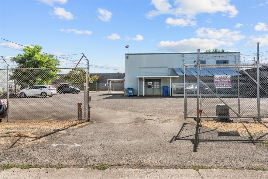 1375 13th St SE, Salem, OR for sale - Building Photo - Image 2 of 14