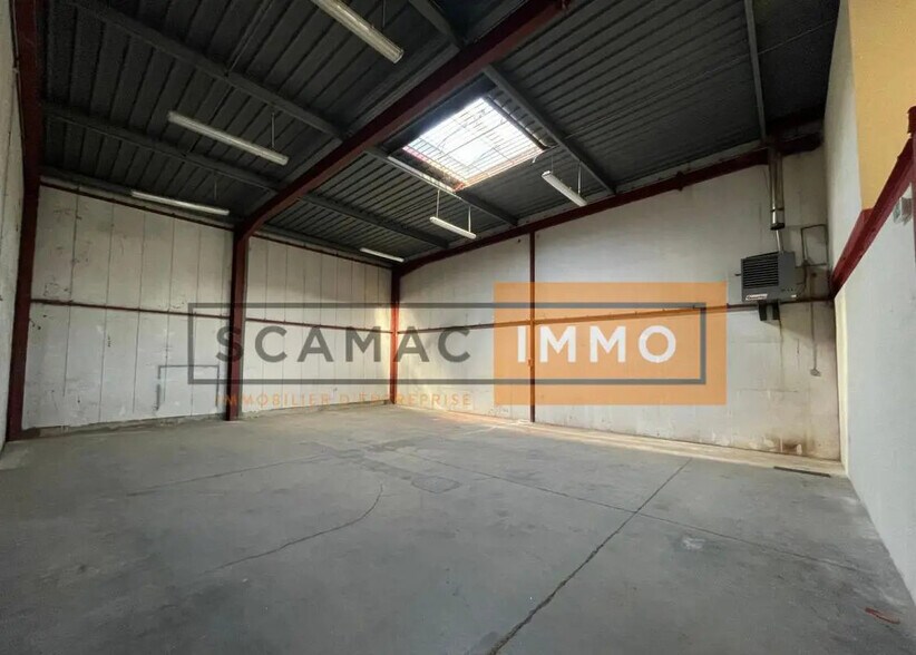 Bureau dans Champigny-sur-Marne à louer - Photo du bâtiment - Image 3 de 20