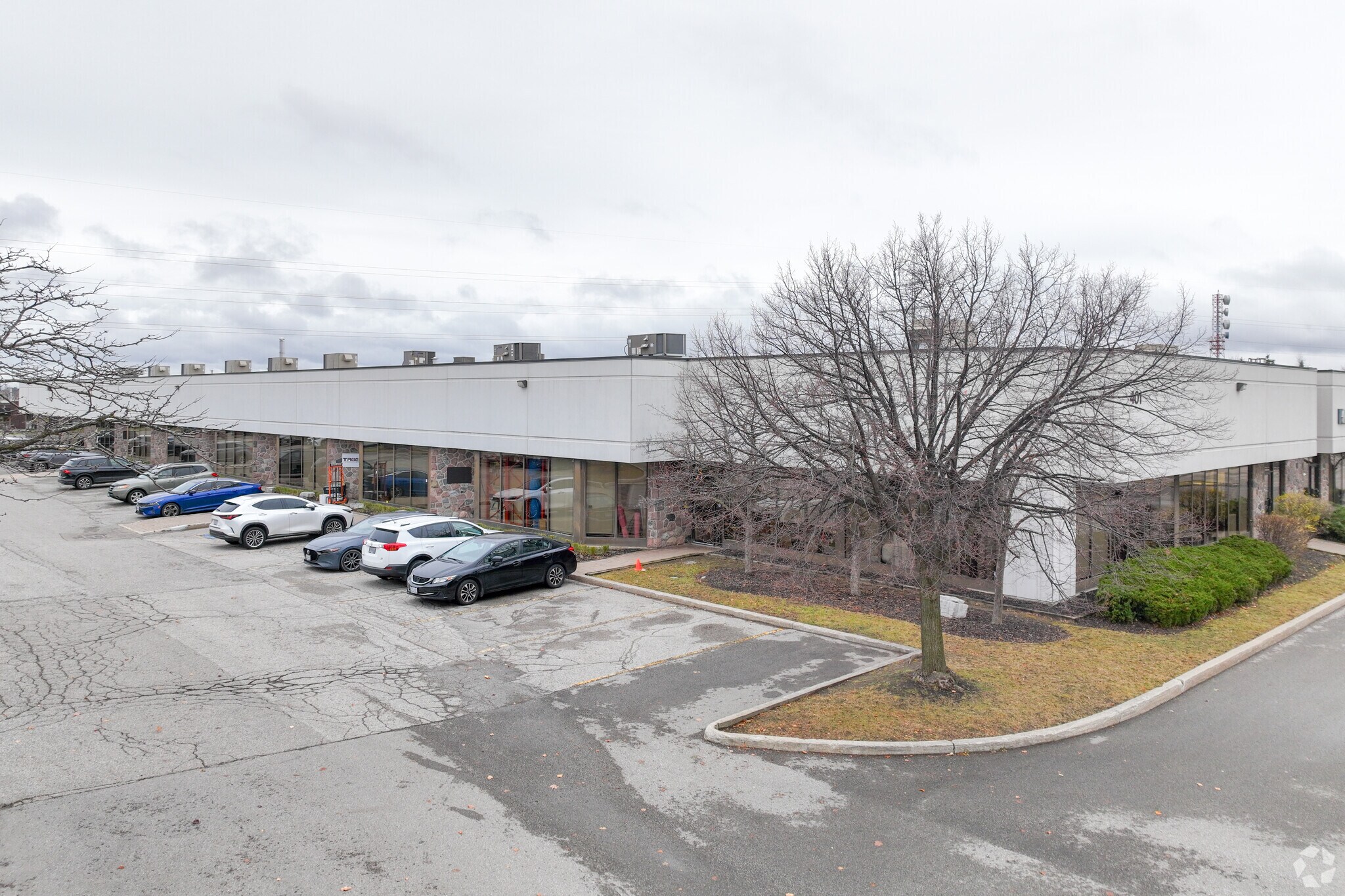 401 Bentley St, Markham, ON à vendre Photo principale- Image 1 de 1