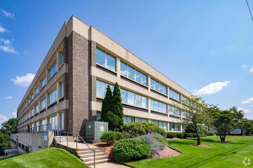 980-990 Washington St, Dedham, MA à louer - Photo du bâtiment - Image 2 de 14