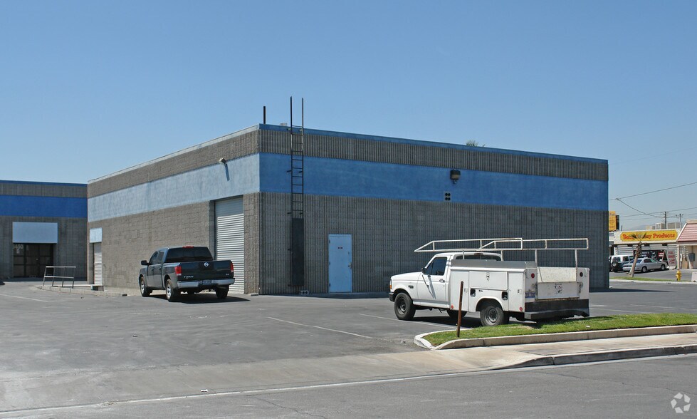 3440 Polaris Ave, Las Vegas, NV for sale - Building Photo - Image 3 of 6