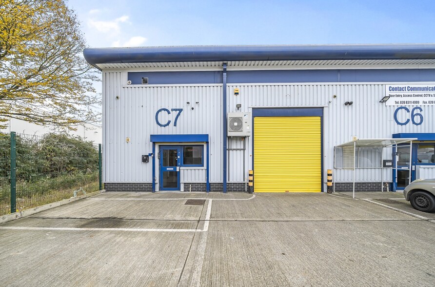 Crabtree Manorway N, Belvedere à louer - Photo du bâtiment - Image 3 de 12