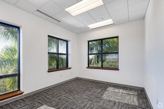 9530 Marketplace Rd, Fort Myers, FL for lease Interior Photo- Image 1 of 1
