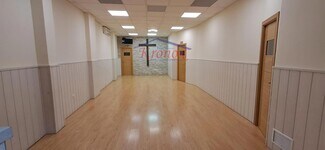 Plus de détails pour Multi-résidentiel à vendre