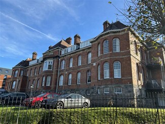 Plus de détails pour 15 Apsley Rd, Plymouth - Bureau à louer