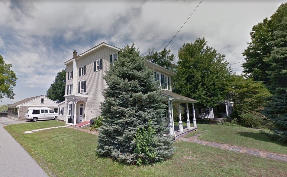 355 Manor Ave, Lancaster, PA for sale - Building Photo - Image 2 of 3